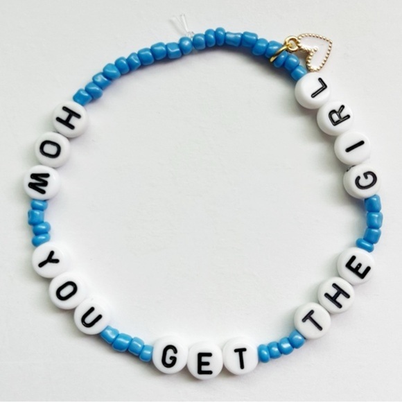 Taylor Swift Eras Tour Friendship Bracelet 1989 Album How You Get The Girl - Picture 1 of 2